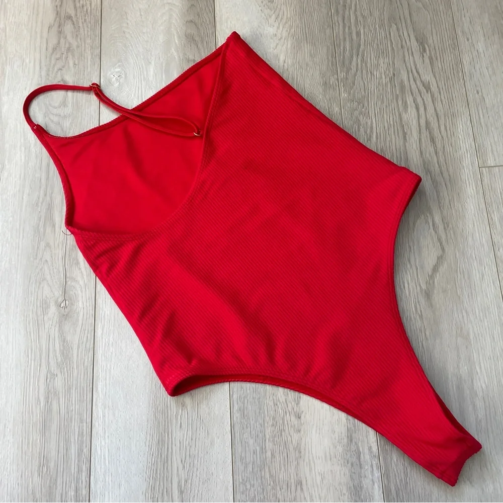Frankies Bikinis Swimsuit one shoulder cheeky one piece womens Red (medium) swim